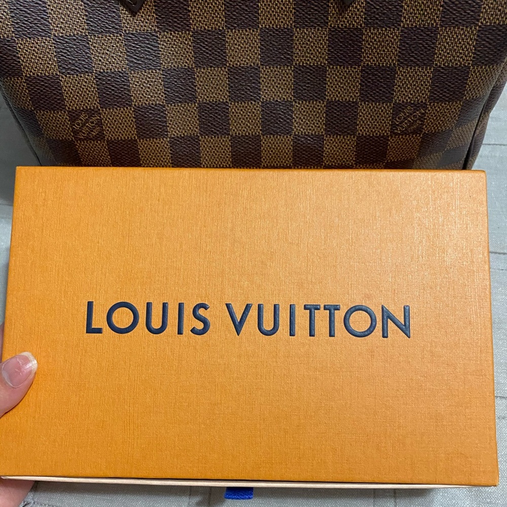 Authentic Louis Vuitton Wristlet